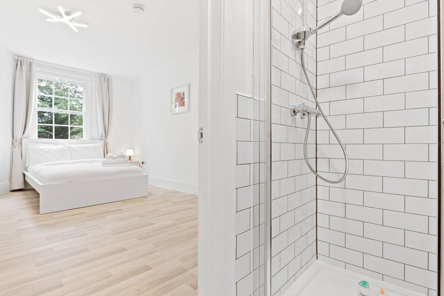 Airy Spacious 1 Bedroom Aprtment With Garden In Brixton London Exterior foto
